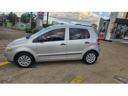 VOLKSWAGEN - FOX - 2007/2007 - Prata - R$ 21.900,00