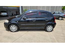 CITROËN - C3 - 2010/2011 - Preta - R$ 23.900,00