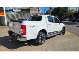 CHEVROLET - S10 - 2015/2016 - Branca - R$ 149.900,00