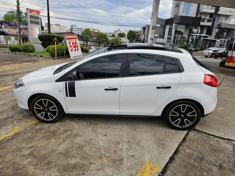 FIAT - BRAVO - 2013/2013 - Branca - R$ 45.900,00