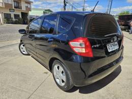 HONDA - FIT - 2010/2011 - Preta - R$ 42.900,00