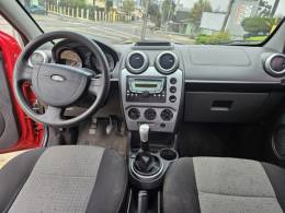 FORD - FIESTA - 2011/2011 - Vermelha - R$ 30.900,00