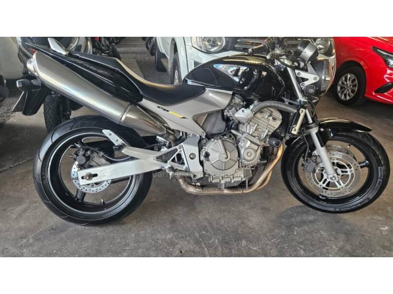 HONDA - CB 600F - 2005/2005 - Preta - R$ 27.900,00