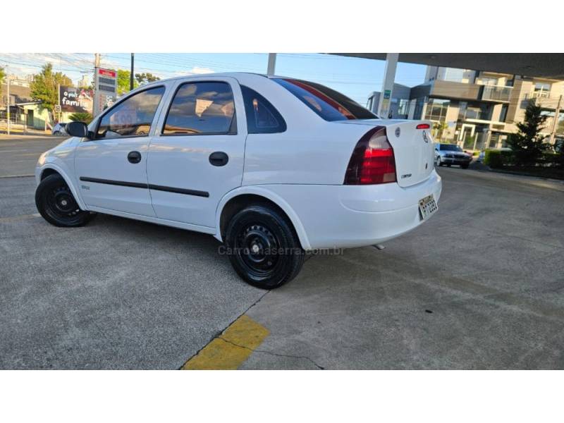 CHEVROLET - CORSA - 2009/2009 - Branca - R$ 27.900,00