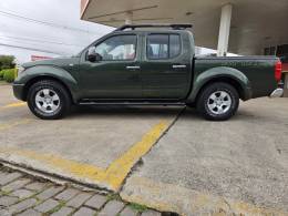 NISSAN - FRONTIER - 2012/2013 - Verde - R$ 92.900,00