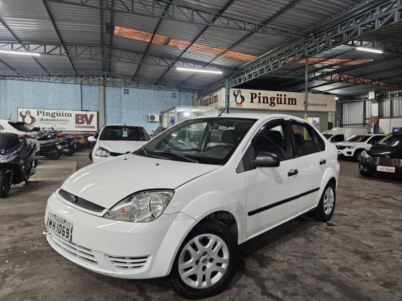 FORD - FIESTA - 2005/2005 - Branca - R$ 19.900,00