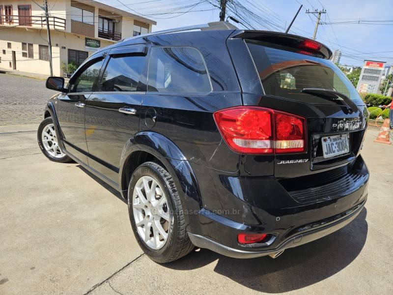 DODGE - JOURNEY - 2014/2014 - Preta - R$ 66.500,00