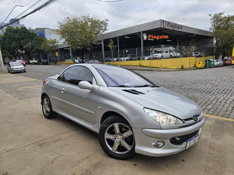 PEUGEOT - 206 - 2003/2003 - Prata - R$ 58.900,00