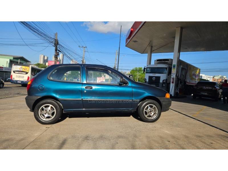 FIAT - PALIO - 2000/2000 - Azul - R$ 13.900,00