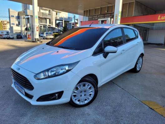 FORD - FIESTA - 2015/2015 - Branca - R$ 40.900,00