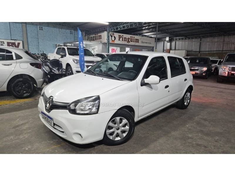 RENAULT - CLIO - 2015/2015 - Branca - R$ 31.900,00