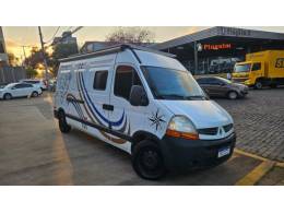 RENAULT - MASTER - 2010/2011 - Branca - R$ 139.900,00