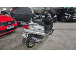 SUZUKI - AN125 BURGMAN - 2009/2009 - Prata - R$ 7.700,00