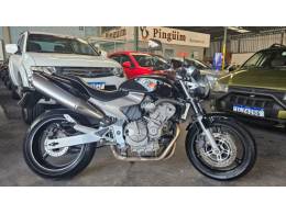 HONDA - CB 600F - 2005/2005 - Preta - R$ 27.900,00