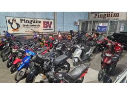 SUZUKI - AN125 BURGMAN - 2009/2009 - Prata - R$ 7.700,00