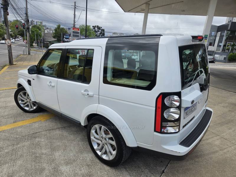 LAND ROVER - DISCOVERY 4 - 2013/2014 - Branca - R$ 139.900,00