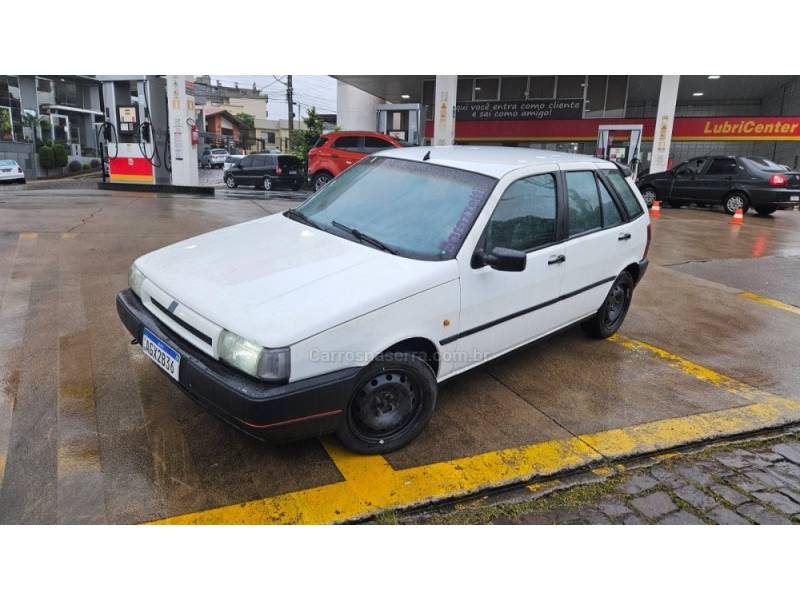 FIAT - TIPO - 1997/1997 - Branca - R$ 11.900,00