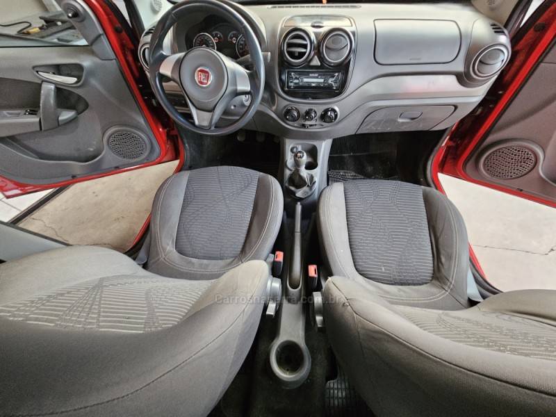 FIAT - PALIO - 2012/2013 - Vermelha - R$ 32.900,00