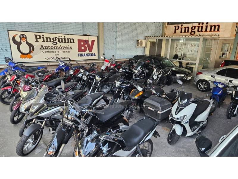 TRIUMPH - TIGER 800 - 2016/2017 - Preta - R$ 47.800,00