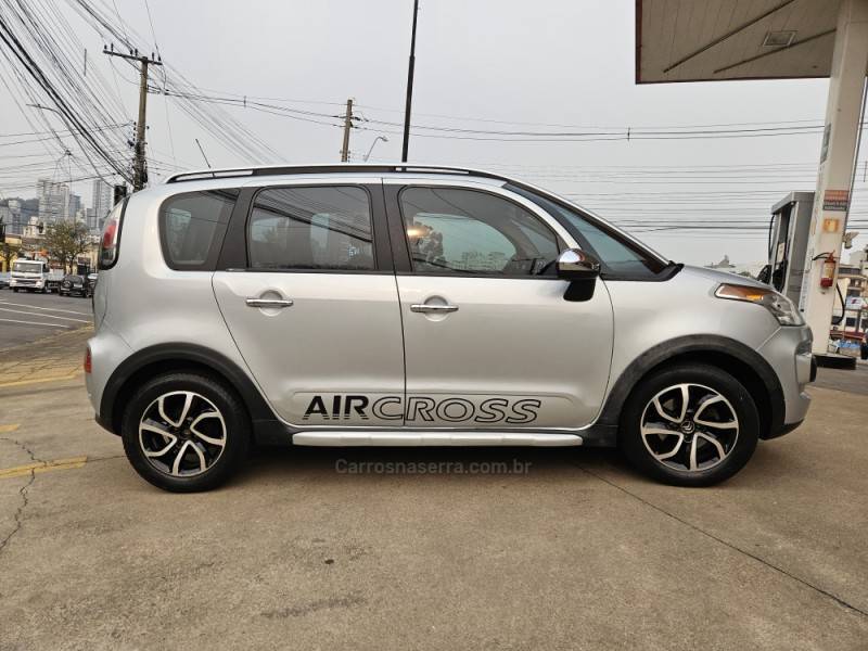 CITROËN - AIRCROSS - 2011/2011 - Prata - R$ 31.500,00