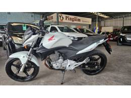 HONDA - CB 300R - 2012/2012 - Branca - R$ 12.900,00