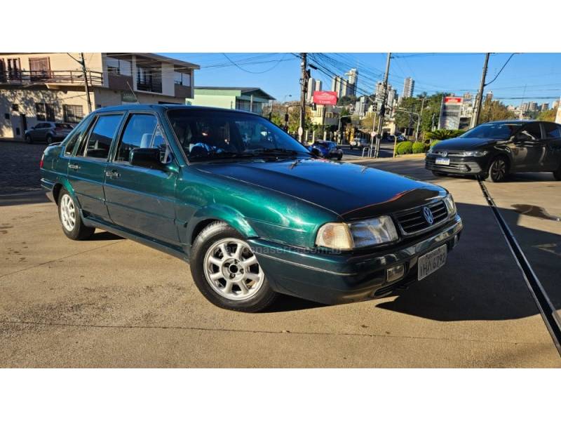 VOLKSWAGEN - SANTANA - 1998/1998 - Verde - R$ 17.500,00