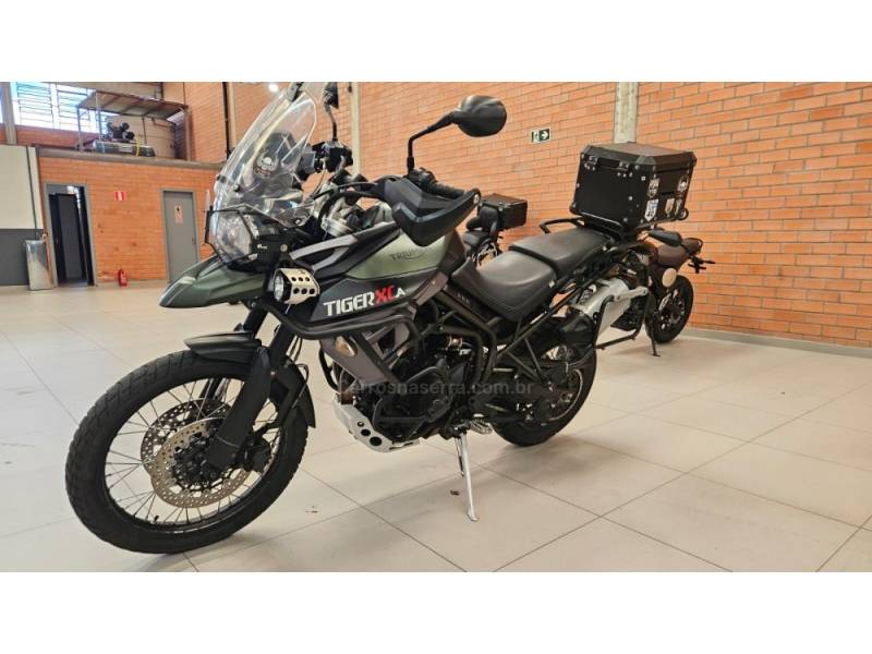 TRIUMPH - TIGER 800 XCA - 2017/2017 - Verde - R$ 51.900,00