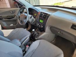 HYUNDAI - TUCSON - 2011/2012 - Preta - R$ 42.900,00