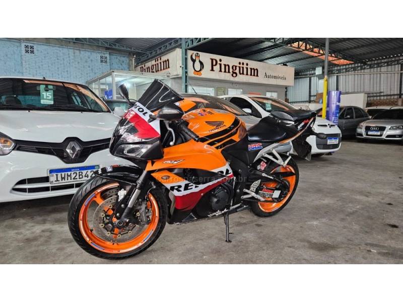 HONDA - CBR 600RR - 2008/2008 - Laranja - R$ 38.900,00