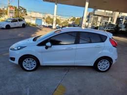 FORD - FIESTA - 2015/2015 - Branca - R$ 40.900,00