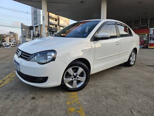 VOLKSWAGEN - POLO - 2014/2014 - Branca - R$ 48.900,00