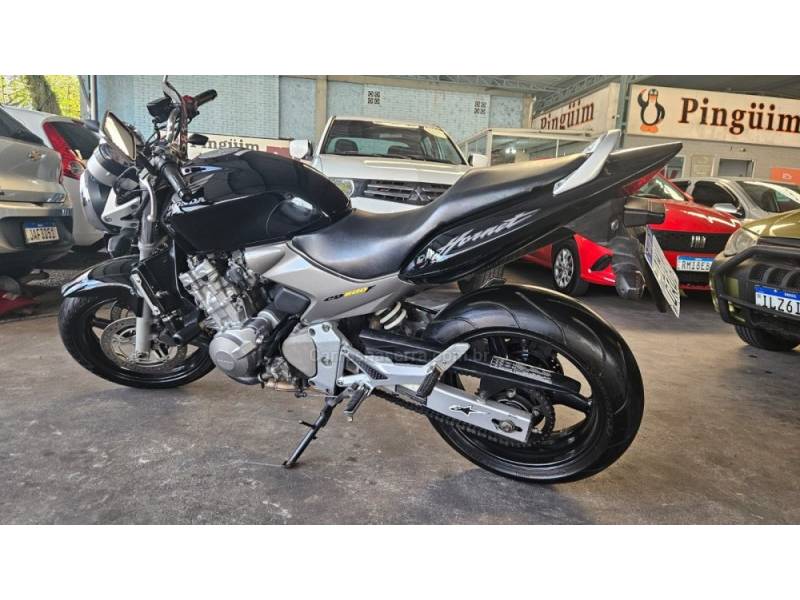 HONDA - CB 600F - 2005/2005 - Preta - R$ 27.900,00