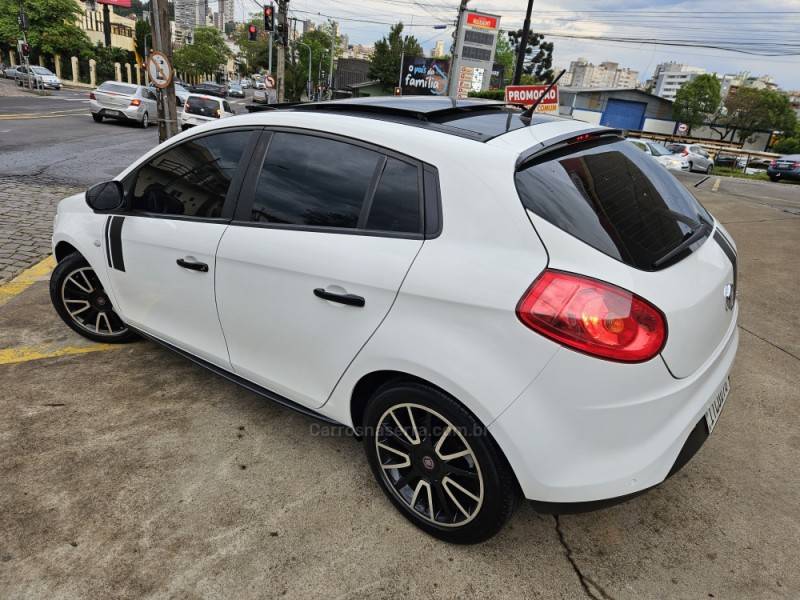 FIAT - BRAVO - 2013/2013 - Branca - R$ 45.900,00