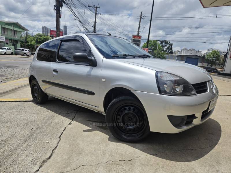 RENAULT - CLIO - 2009/2010 - Prata - R$ 16.900,00