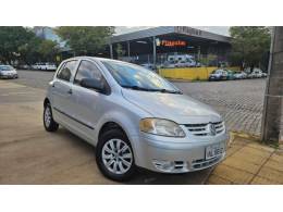 VOLKSWAGEN - FOX - 2007/2007 - Prata - R$ 21.900,00